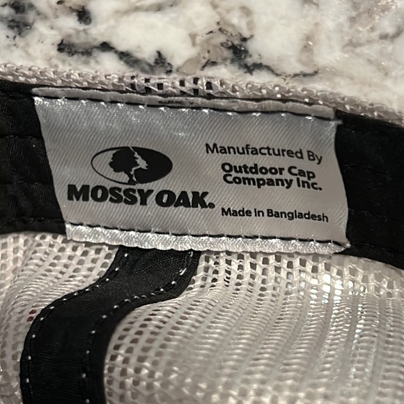 Mossy Oak Cap - Picture 4 of 4